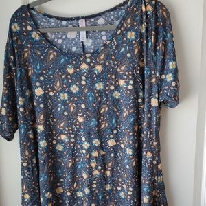 Lularoe Perfect T